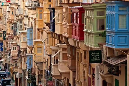 Cosy Maisonette, 8min Walk To Valletta * Φλοριάνα